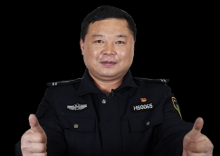 全國人大代表、黃山“守松人”